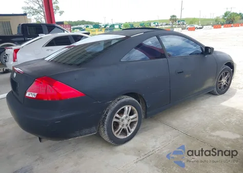 2007 Honda Accord 2.4 Ex z USA, uszkodzony, nr VIN 1HGCM727X7A020038